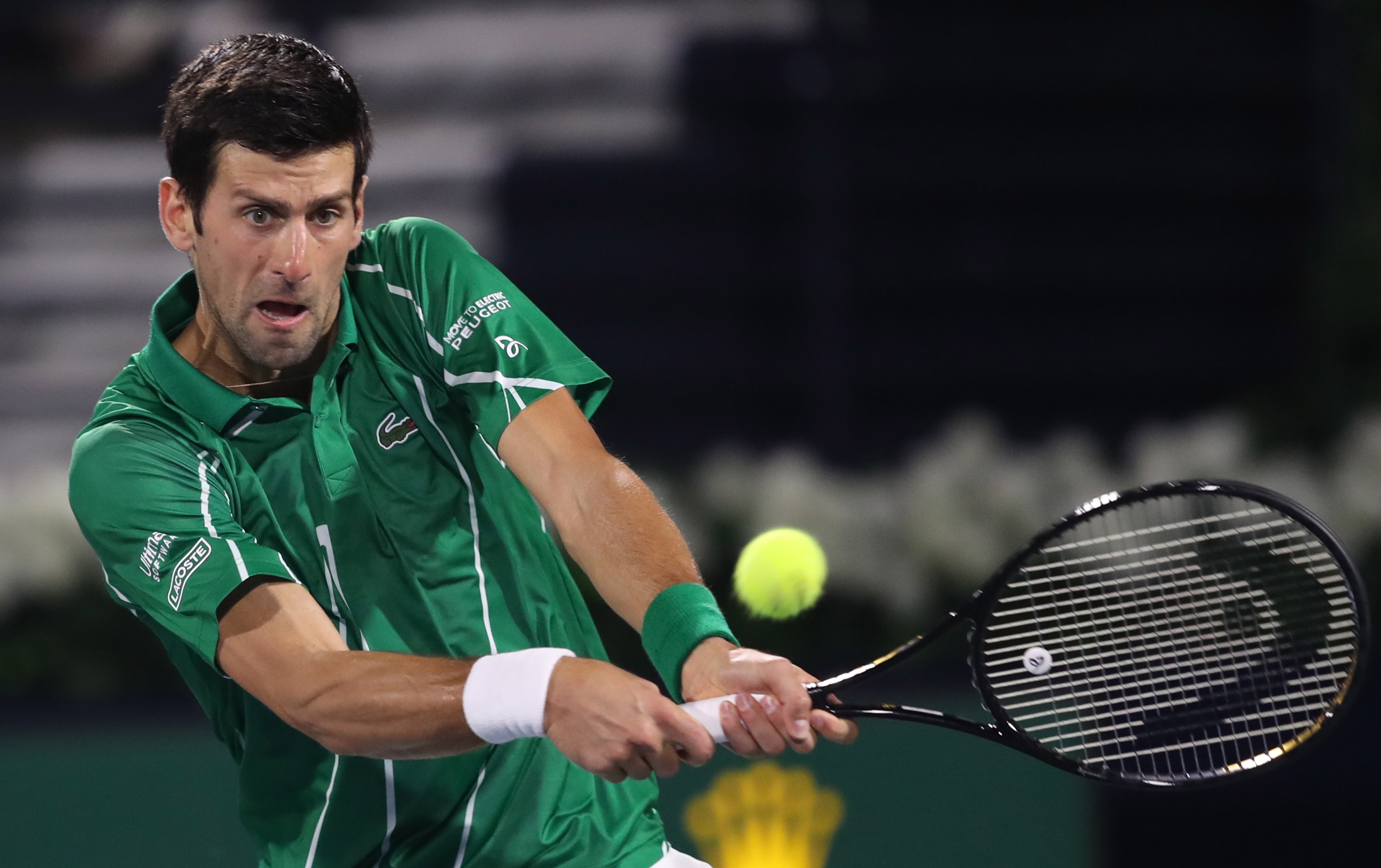 转向了球员 转向了球员