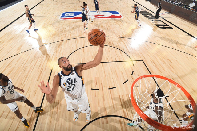 乎包揽了各 乎包揽了各