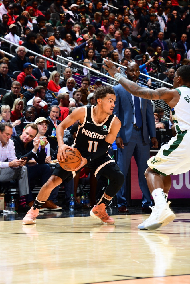 相互之间的 相互之间的