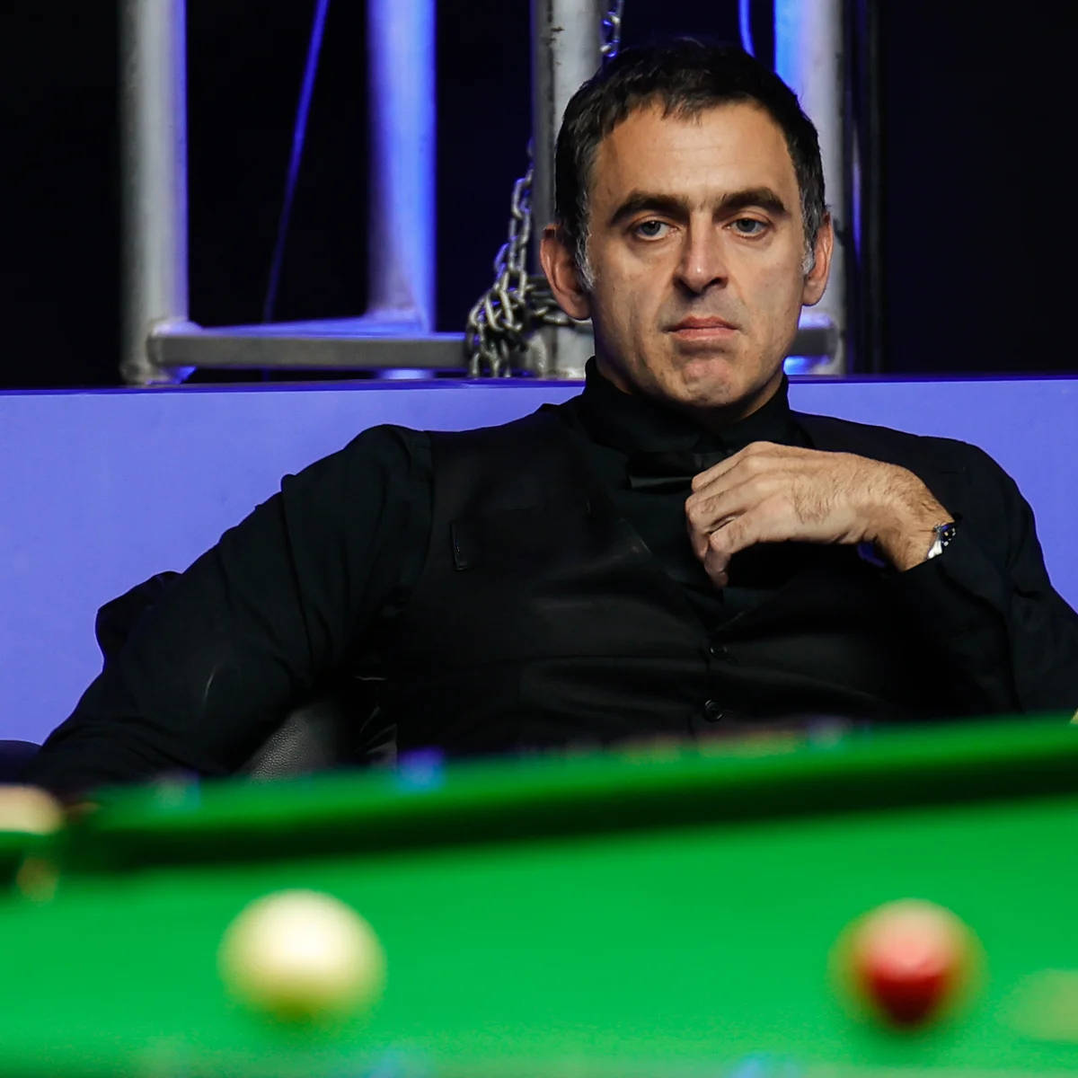 全场气氛紧 全场气氛紧