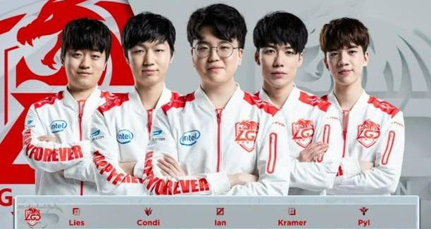 他们让我感 他们让我感