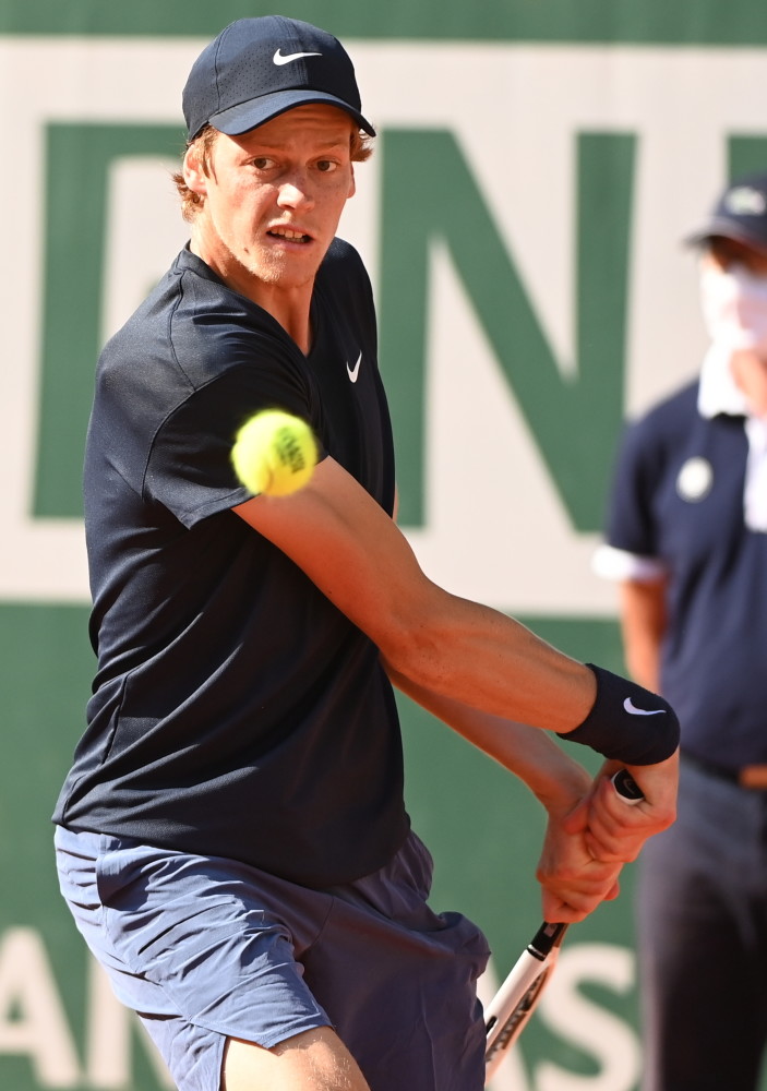 他坚韧的防 他坚韧的防