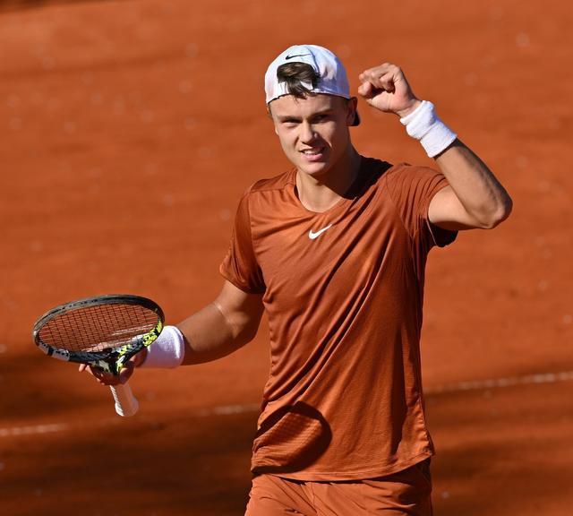 体育不仅是 体育不仅是