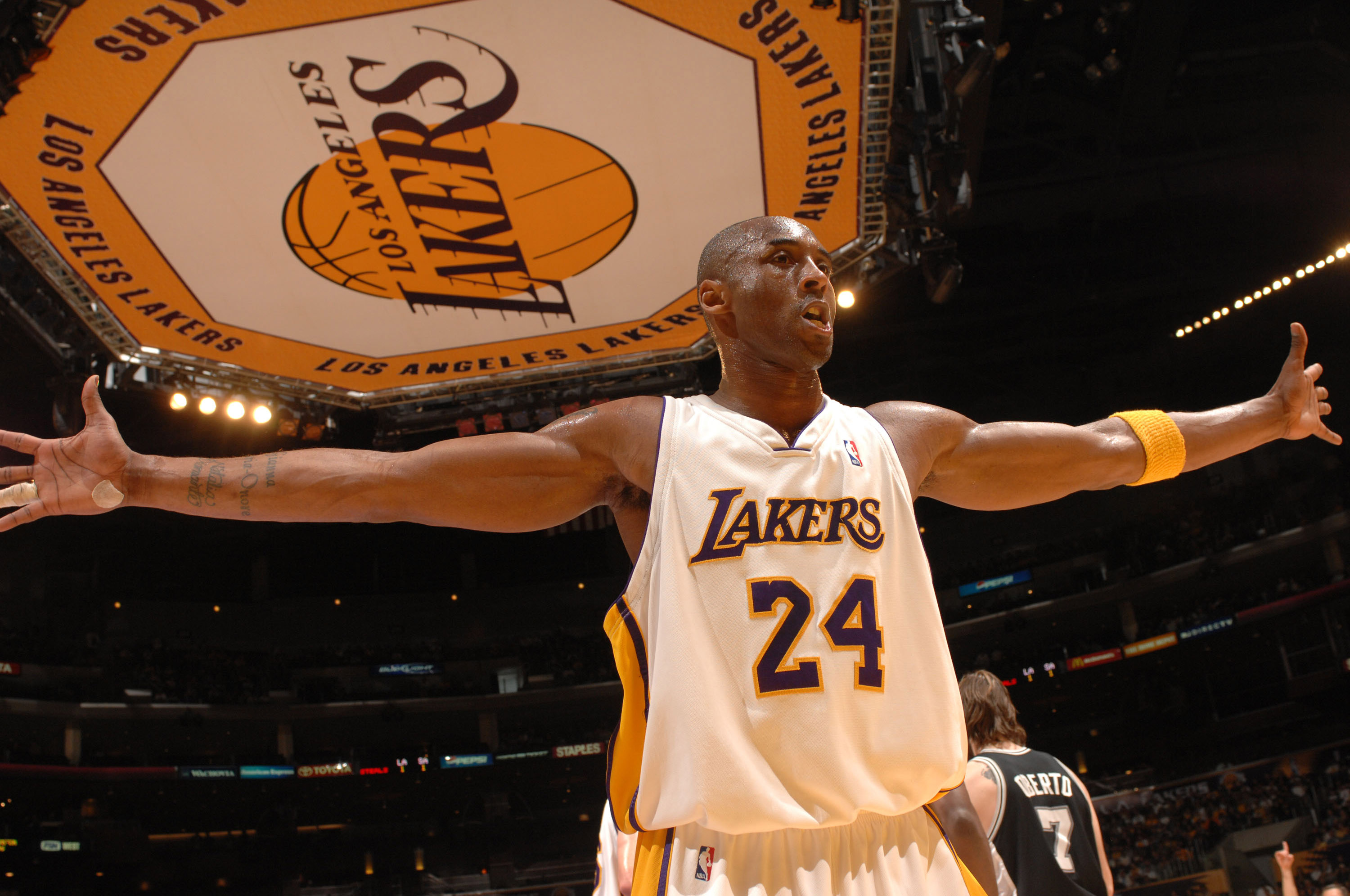 参与防守 参与防守