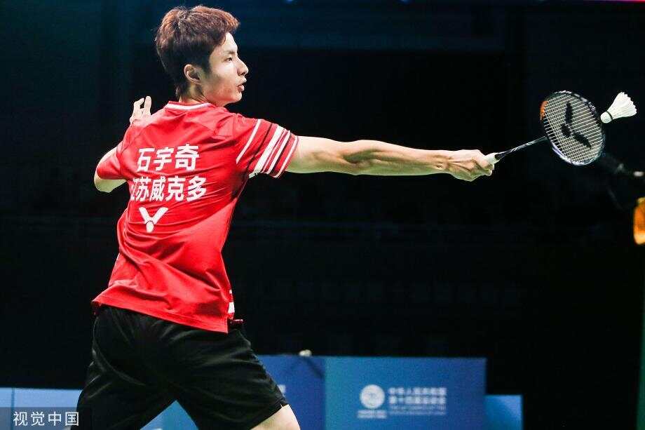 一个年轻球 一个年轻球