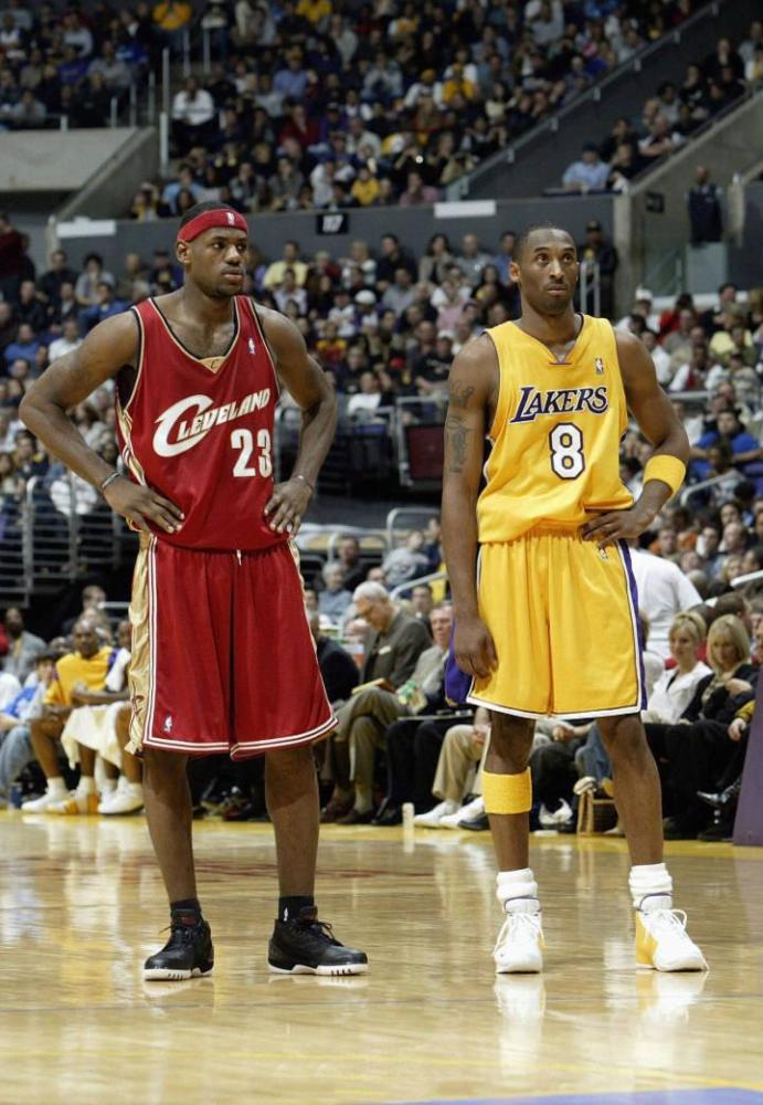 公开场合的 公开场合的