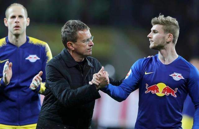 并以数据驱 并以数据驱